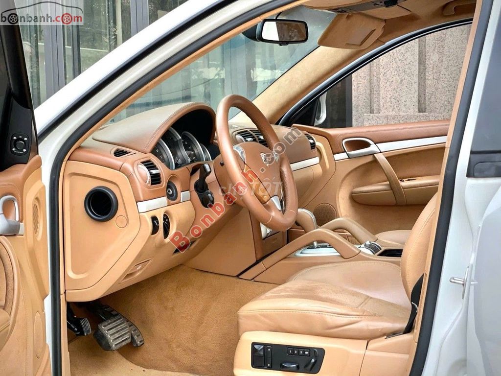 Porsche Cayenne GTS. 4.8L. Mua bán Ô tô tại Quận Long Biên Hà Nội được đăng bởi Thái  Bình hình 2