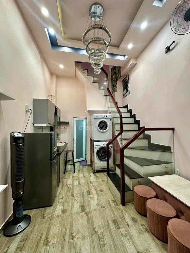Rent · 2 bd · 16 м² · Quận 1, ул. Đường Trần Nguyên Đán