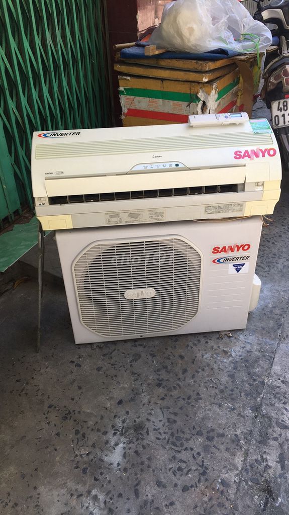 0339247790 - Cần bán bộ máy lạnh sanyo INVERTER 1 ngựa