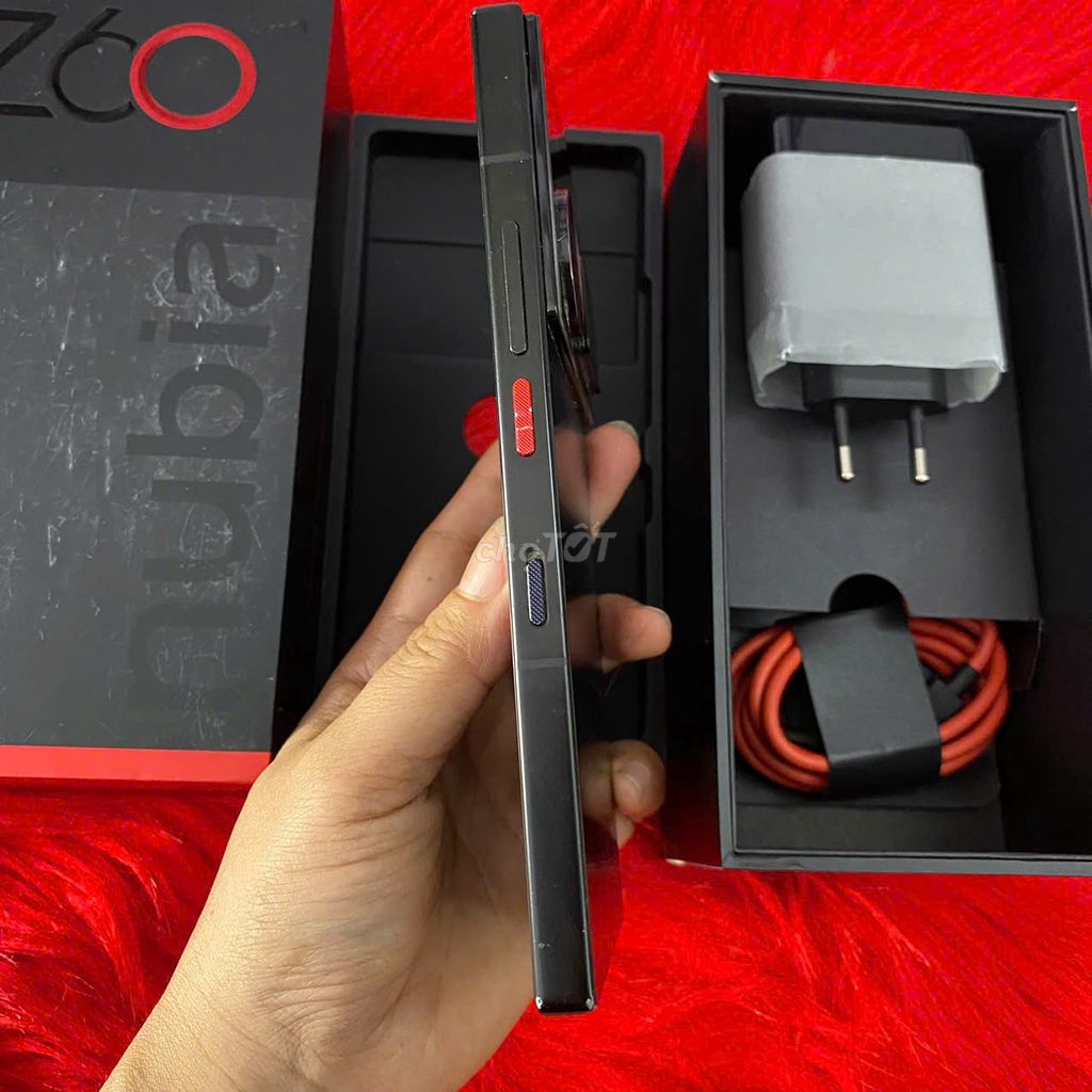 ZTE Nubia Z60 Ultra QUỐC TẾ GỐC 12GB/256GB Đen. Mua bán Điện thoại tại Quận Tân Bình Tp Hồ Chí Minh được đăng bởi LUCKY PHONE VN hình 1