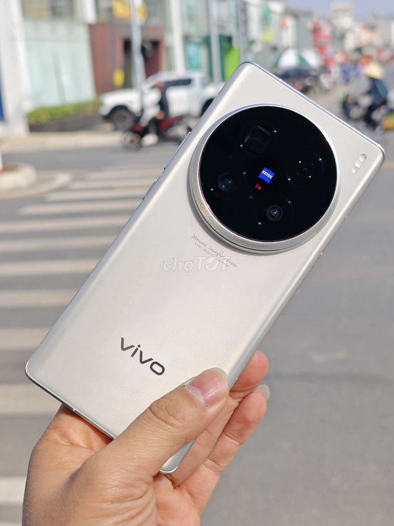 ✌VivoX100 Ultra 12/256 Fullbox đỉnhcao camera 👇