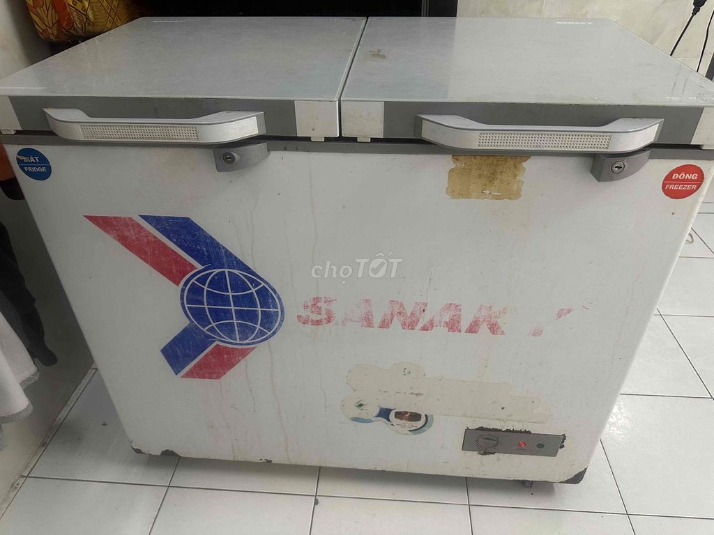 Tủ lạnh Sanaki 195L 2 ngăn Trắng. Mua bán Tủ lạnh tại Quận Phú Nhuận Tp Hồ Chí Minh được đăng bởi Chan hình 1