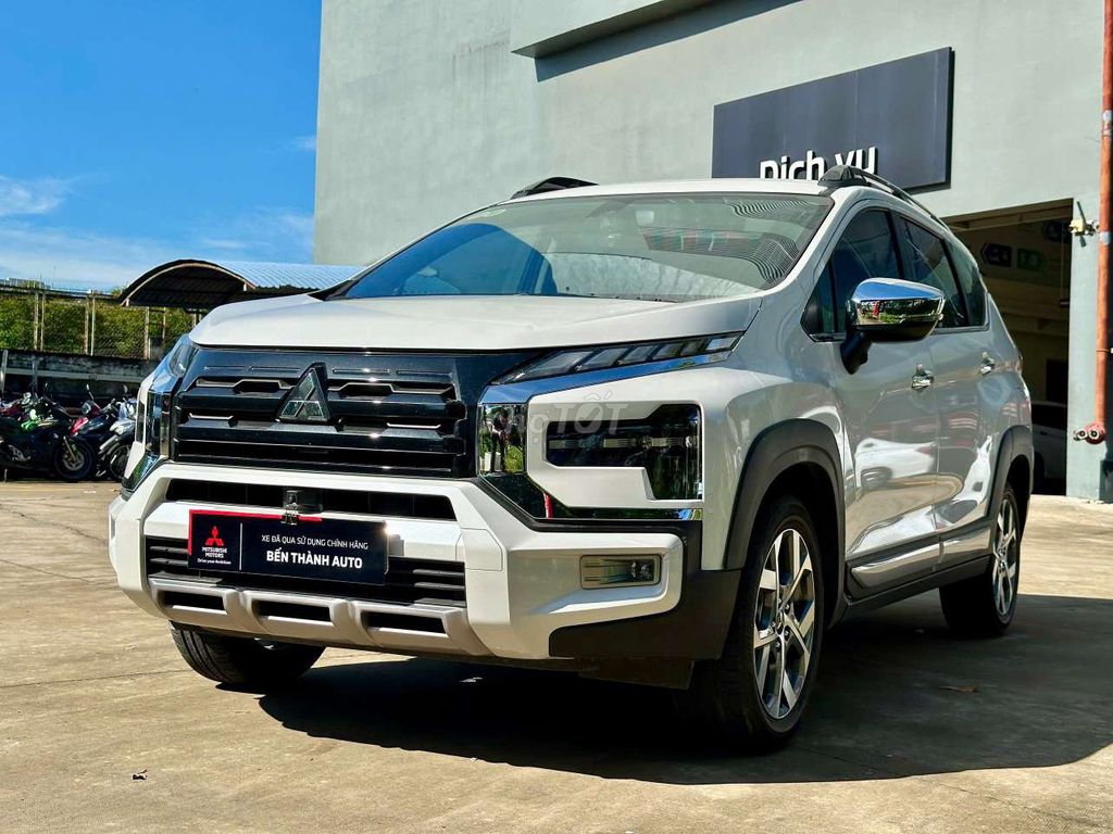 MITSUBISHI XPANDER CROSS 2025 ĐI LƯỚT CHỈ 21000KM. Mua bán Ô tô tại Quận Bình Tân Tp Hồ Chí Minh được đăng bởi Trần Nguyên Hiếu hình 1