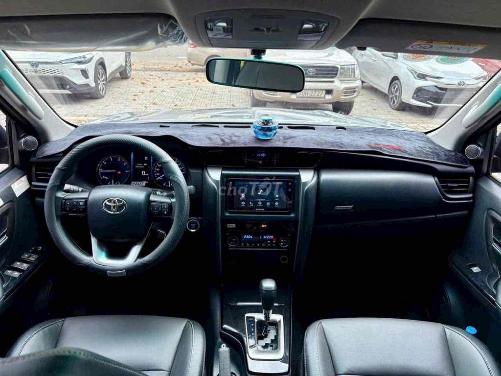 TOYOTA FORTUNER 2024 2.4 AT 4x2 - SIÊU LƯỚT 915 km. Mua bán Ô tô tại Quận Tân Bình Tp Hồ Chí Minh được đăng bởi TOYOTA LÝ THƯỜNG KIỆT hình 4