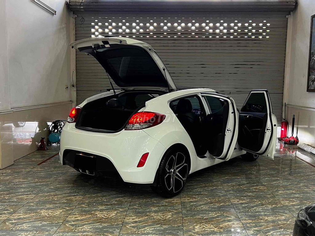 Hyundai Veloster 3 cửa , chất Zin/Đẹp. Mua bán Ô tô tại Quận 7 Tp Hồ Chí Minh được đăng bởi Trần Văn Hoàng hình 9