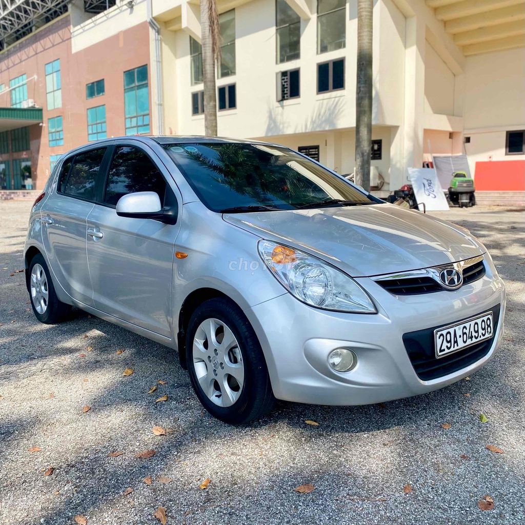 Hyundai i20 2012 1.4 AT - 125000 km. Mua bán Ô tô tại Thành phố Việt Trì Phú Thọ được đăng bởi Nguyễn Tùng Ô Tô Cũ  hình 2
