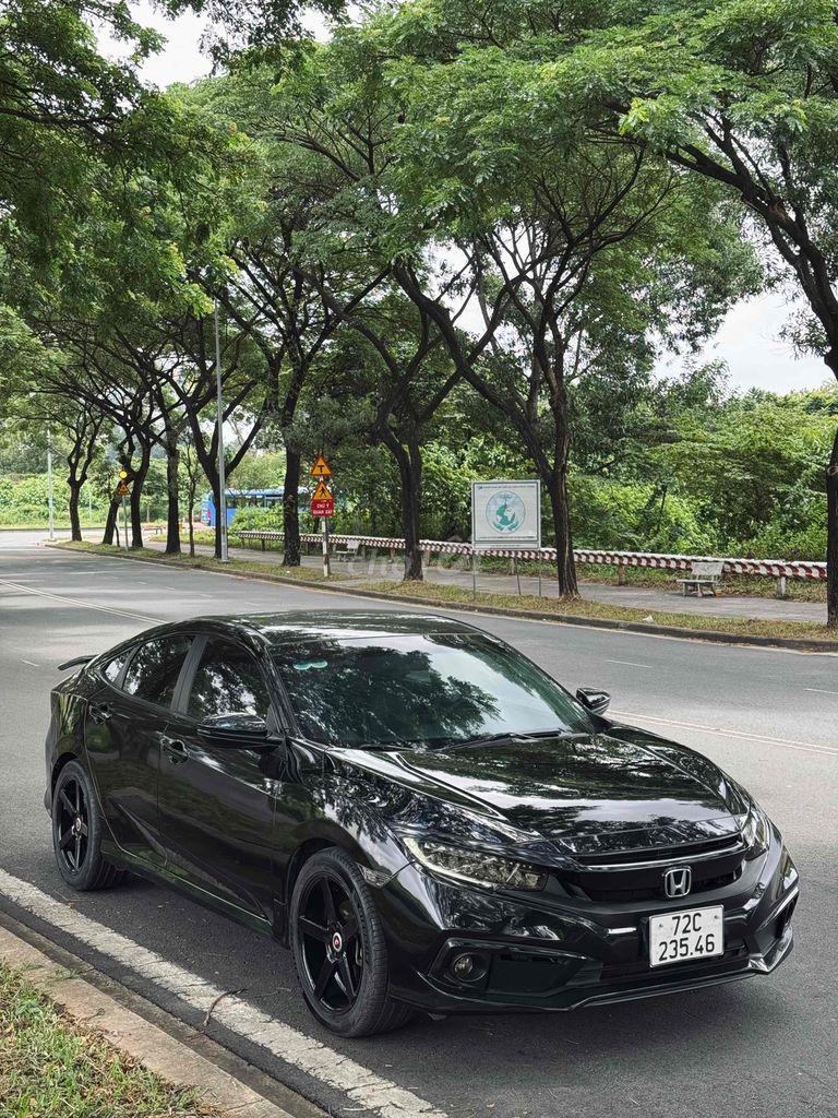 Honda Civic G 2019 Full Balck ✅. Mua bán Ô tô tại Thành phố Dĩ An Bình Dương được đăng bởi Nguyễn Sơn Auto hình 2