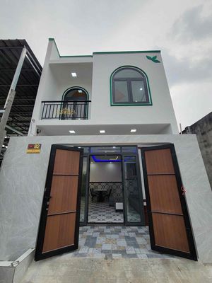 Nhà 1 trệt 1 lầu 3 pn sổ hồng riêng hoàn công ngân hàng hỗ trợ 70%