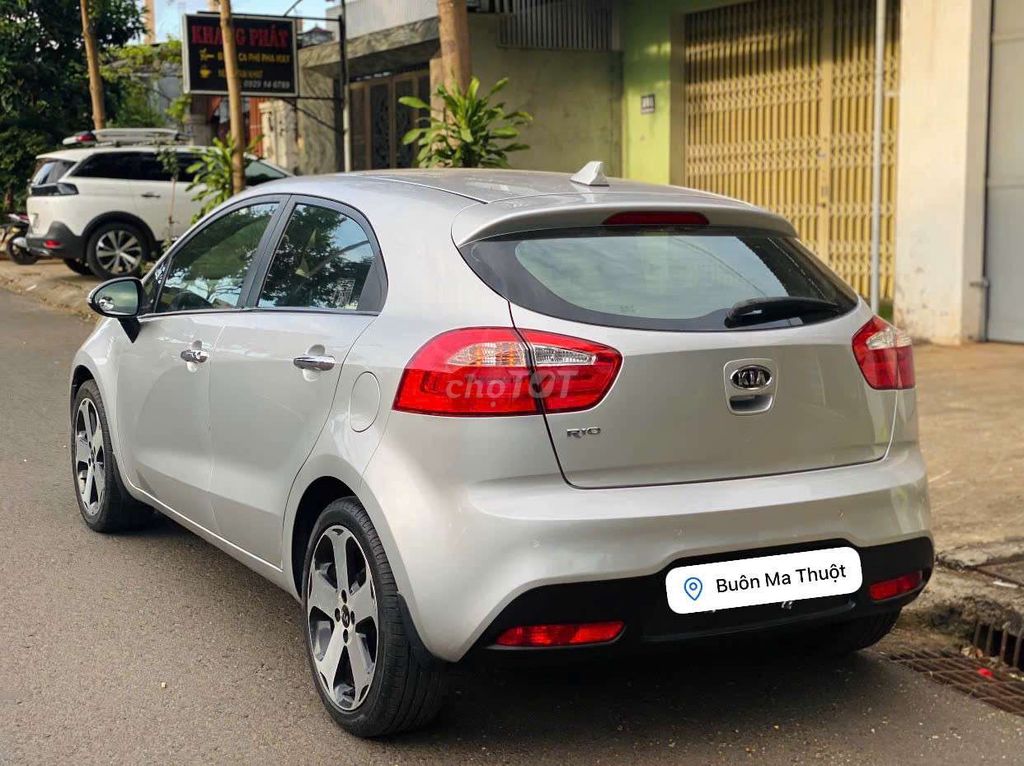 2012 1.4 AT Hatchback - 106000 km. Mua bán Ô tô tại Thành phố Buôn Ma Thuột Đắk Lắk được đăng bởi Nguyễn Duy hình 2