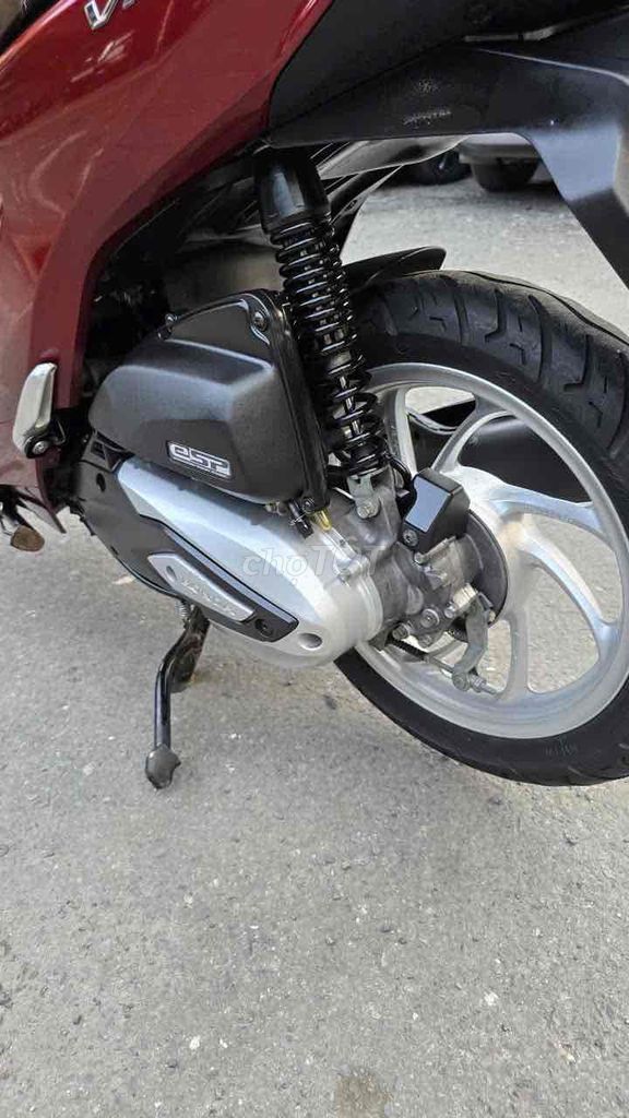 Honda Vision 2024 9 chủ bstp  màu Đỏ Mới. Mua bán Xe máy tại Quận 6 Tp Hồ Chí Minh được đăng bởi Lâm sung Thu Mua Xe   hình 4