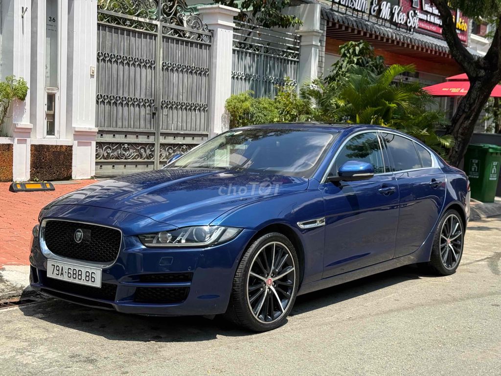 Jaguar XE 2015 3.0 full - 80000 km ngay chủ bản. Mua bán Ô tô tại Quận Bình Thạnh Tp Hồ Chí Minh được đăng bởi kim hạo thiên hình 3