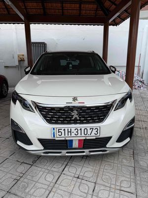 Peugeot 5008 Full Trắng 7 chỗ chạy 61 ngàn
