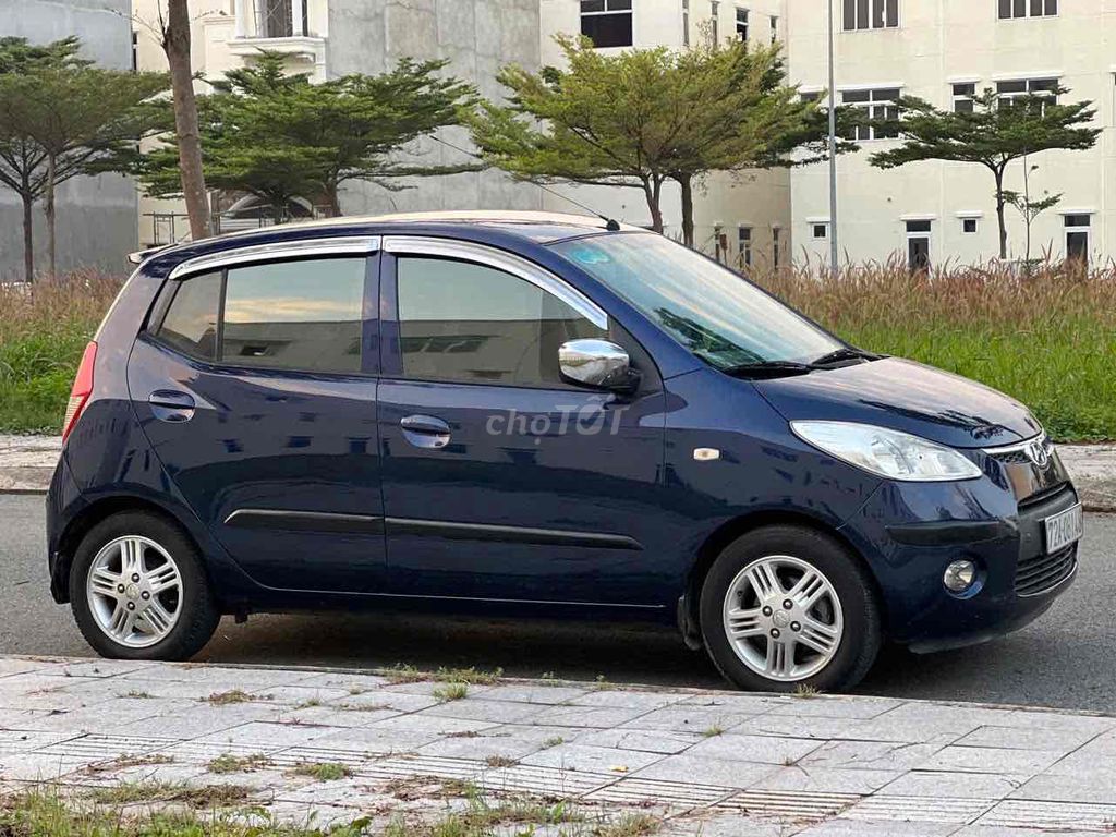 Hyundai Grand i10 số tự động bền bỉ tiếc kiệm ok