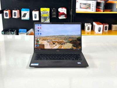 Dell Latitude 7400| Tiện lơi, nhỏ gọn, tinh tế. Mua bán Laptop tại Quận Ninh Kiều Cần Thơ được đăng bởi TT Center