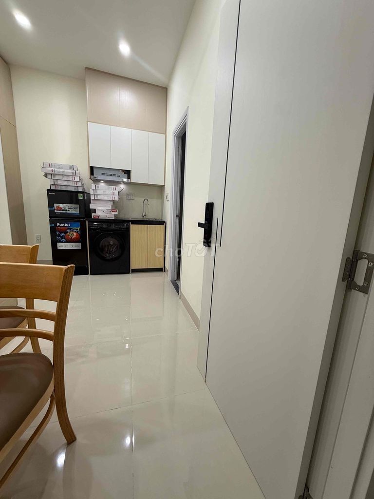 New furnished apartment with own washer-dryer — photo 6