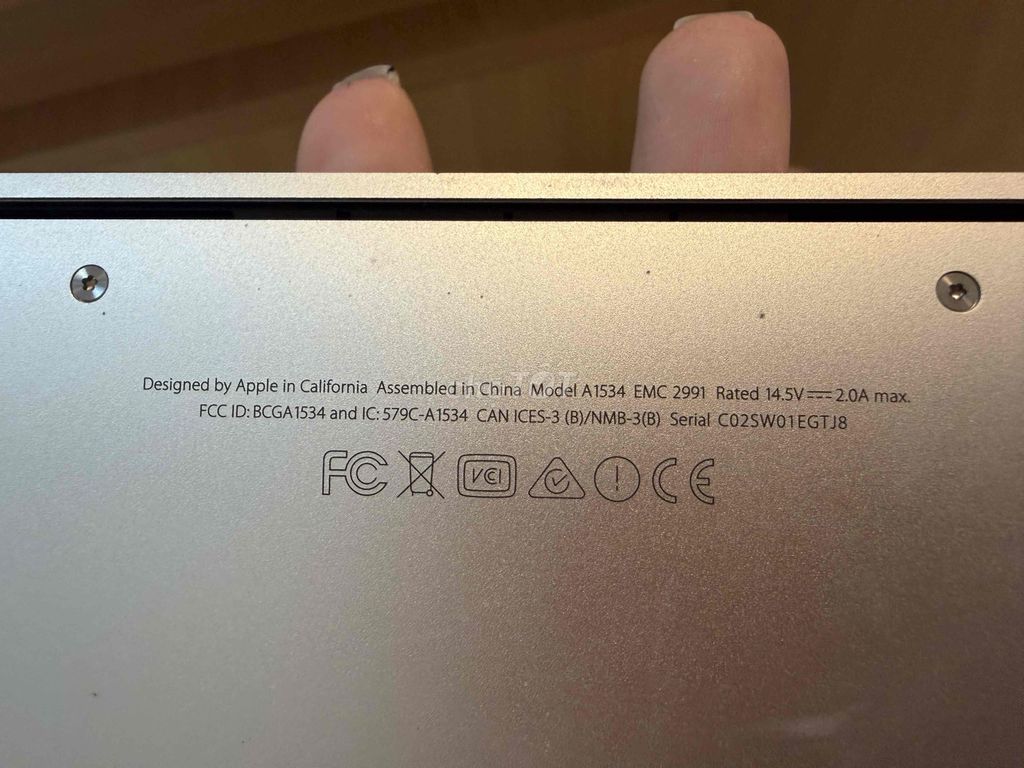 Apple MacBook 12-inch Retina 2015 Bạc 5tr500. Mua bán Laptop tại Quận 10 Tp Hồ Chí Minh được đăng bởi Trương Ngọc Trâm hình 1