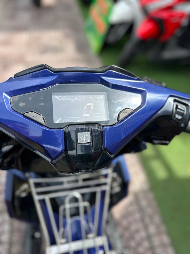 Honda Air Blade 125cc 2022 bs 59e2-19202. Mua bán Xe máy tại Quận Phú Nhuận Tp Hồ Chí Minh được đăng bởi MrS Linh Xe39 hình 3