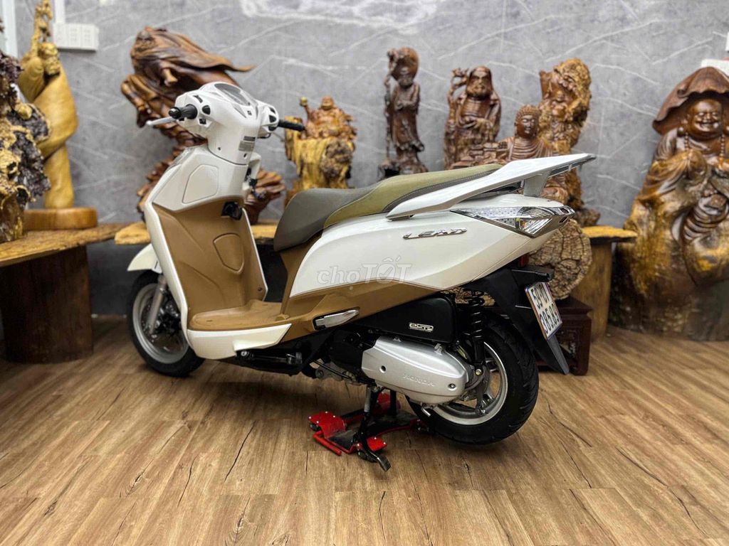 👉Lead 125Fi chính chủ bstp máy móc zin êm, khoẻ. Mua bán Xe máy tại Quận 7 Tp Hồ Chí Minh được đăng bởi Xe Cũ Hiếu CT hình 2