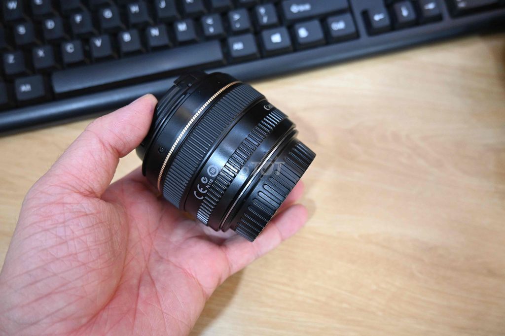 Ống kính Canon 50 1.4 USM Đẹp. Mua bán Máy ảnh, Máy quay tại Quận Tân Bình Tp Hồ Chí Minh được đăng bởi Lê Thị Phương Thảo hình 1