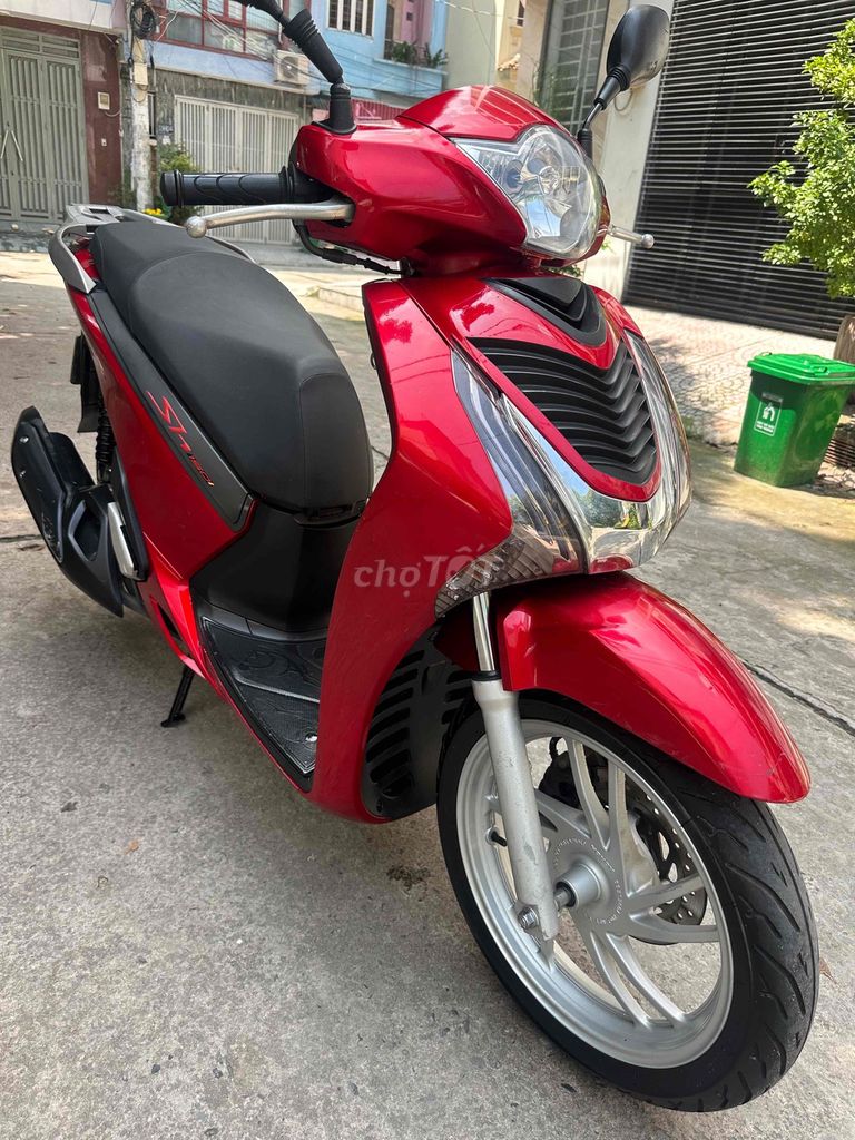 SH 125 2015 Đỏ 20.000km. BSTP 1 chủ công chứng