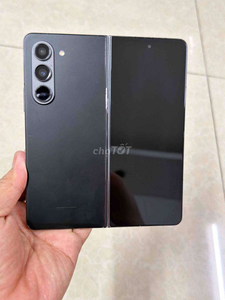 Samsung Galaxy Z Fold 5 VN 256GB Đen. Mua bán Điện thoại tại Quận 5 Tp Hồ Chí Minh được đăng bởi Gia Bảo hình 1