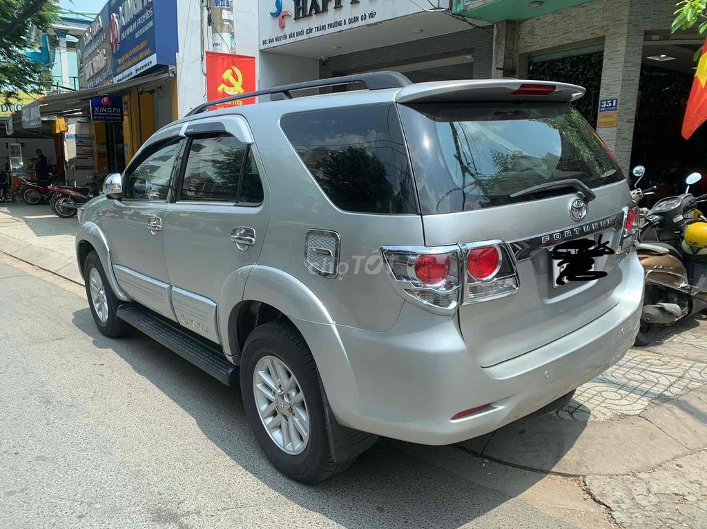 Toyota Fortuner 2014 2.7V 4x2 AT - 79000 km. Mua bán Ô tô tại Quận Gò Vấp Tp Hồ Chí Minh được đăng bởi Tâm hình 2