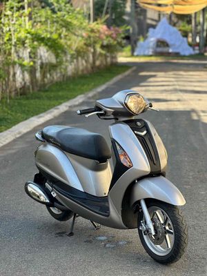 Yamaha Grande 2018 màu Bạc