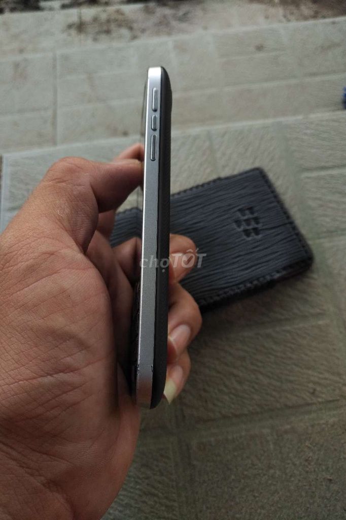Blackberry Classic. Mua bán Điện thoại tại Thành phố Thủ Đức Tp Hồ Chí Minh được đăng bởi Hải  hình 3