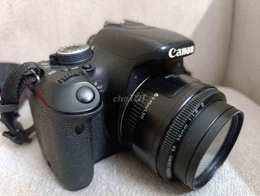 ™ Máy Canon 600D len 50f1.8