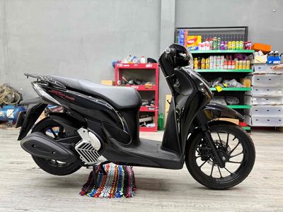 Siêu phẩm Sh mode 2024 odo cực thấp,máy êm.có góp6. Mua bán Xe máy tại Quận Thanh Khê Đà Nẵng được đăng bởi Hoài Vespa
