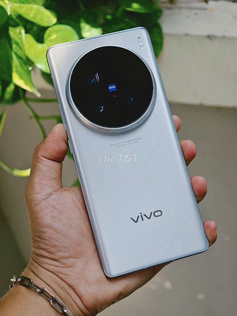 Vivo X100 Ultra 12/256 Titan pin 99 có giao lưu. Mua bán Điện thoại tại Quận 12 Tp Hồ Chí Minh được đăng bởi Đỗ Hậu Fb Dylan Đỗ hình 1