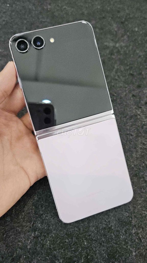 Samsung Z Flip5 256GB Xanh Mint. Mua bán Điện thoại tại Quận 10 Tp Hồ Chí Minh được đăng bởi Trần Như Ngọc hình 1