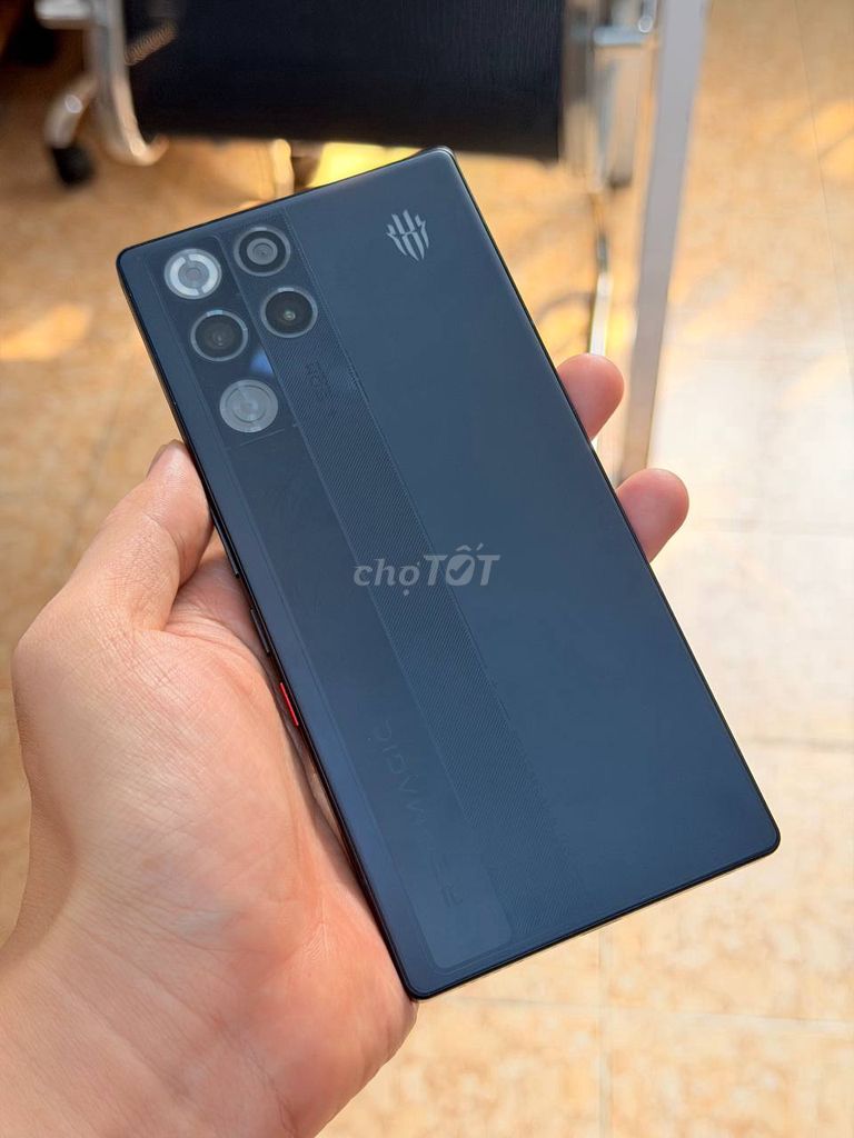 Red Magic 11 Pro ✨huyền bí, chiến game cực đã. Mua bán Điện thoại tại Quận 10 Tp Hồ Chí Minh được đăng bởi Lê Quân Mobile hình 1