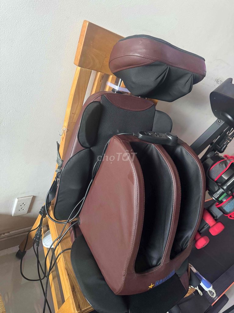 Máy massage toàn thân Hakawa Nâu. Mua bán Bàn ghế tại Quận Tân Bình Tp Hồ Chí Minh được đăng bởi Kiệt Anh hình 1
