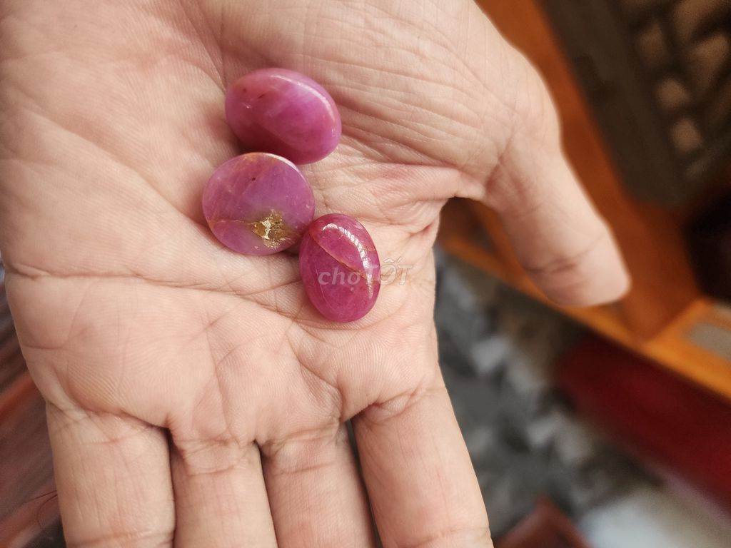 Thanh lý 03 viên RUBY LỤC YÊN 30CT RẺ NHƯ CHO. Mua bán Phụ kiện thời trang khác tại Thị xã Bến Cát Bình Dương được đăng bởi Đồng Hồ Mắt Kính Độc Đẹp Hiếm PND hình 1