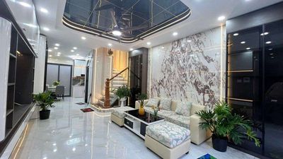 nhà hẻm 3,2m phần văn hân Bình Thạnh 2 tầng,4PN,3WC,60n2 giá  6ty55