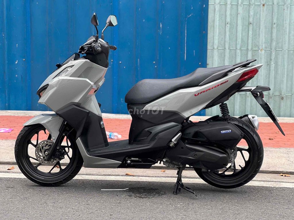 Honda Vario 160 2023 Xám xi măng 15.000km. Mua bán Xe máy tại Quận 11 Tp Hồ Chí Minh được đăng bởi Hưng Từ hình 2
