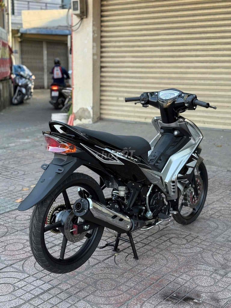 Ex 135 xuống áo 2010 bs 60 Gtdd hỗ trợ trả góp. Mua bán Xe máy tại Quận Gò Vấp Tp Hồ Chí Minh được đăng bởi Hùng Võ Exciter hình 4