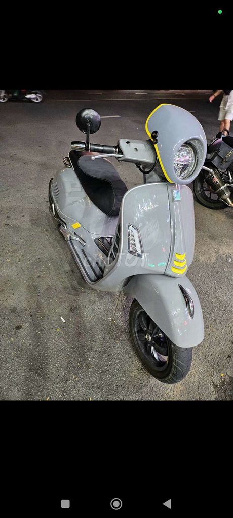 Piaggio Vespa 300cc 2021 Xám. Mua bán Xe máy tại Quận 7 Tp Hồ Chí Minh được đăng bởi Nguyen Katy hình 1