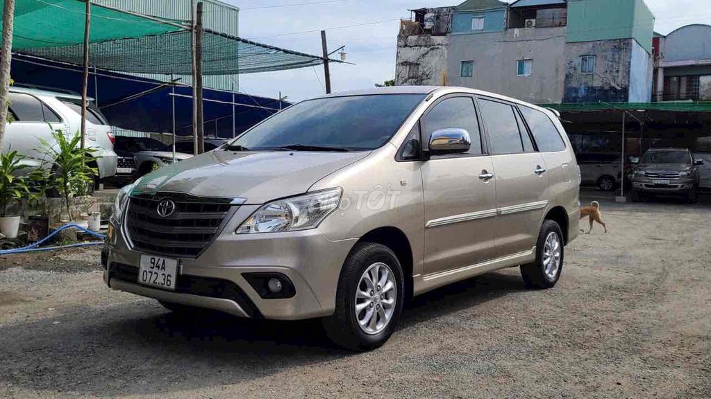 Toyota Innova 2014 E - 158000 km