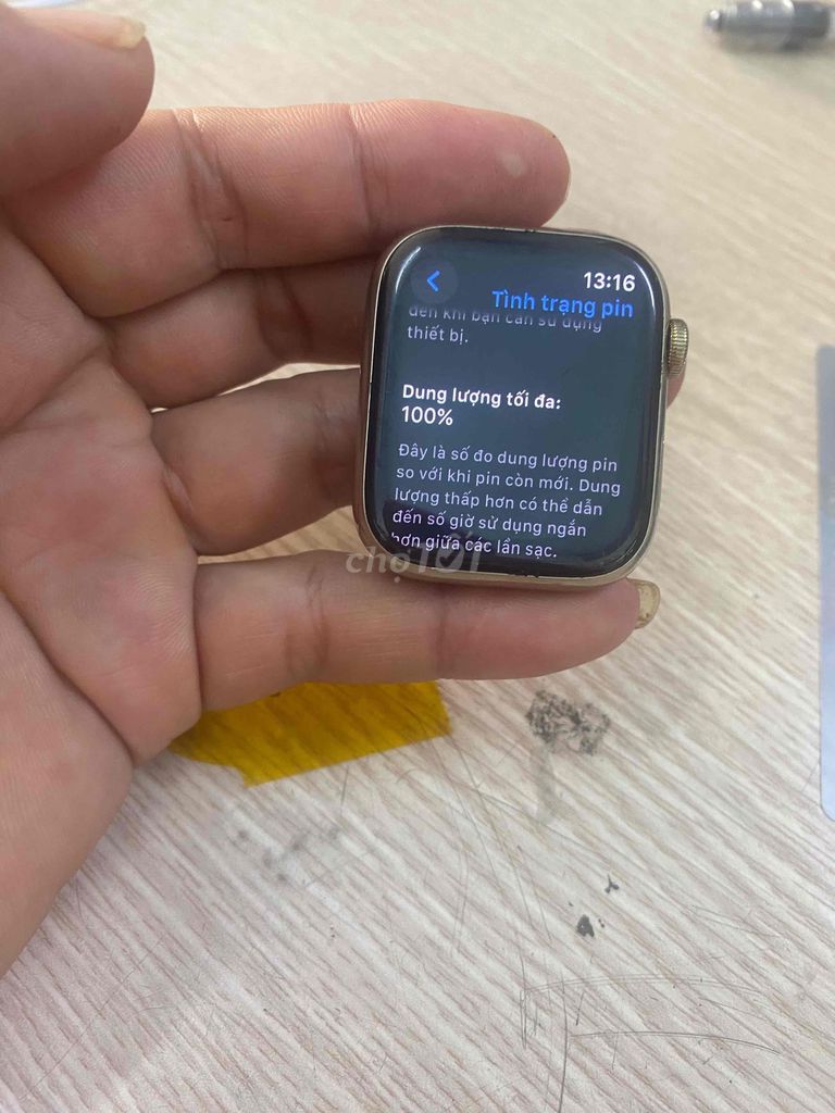 Apple Watch Series 8 45mm Thép Vàng. Mua bán Thiết bị đeo thông minh tại Quận Hồng Bàng Hải Phòng được đăng bởi nguyễn văn tuân hình 1