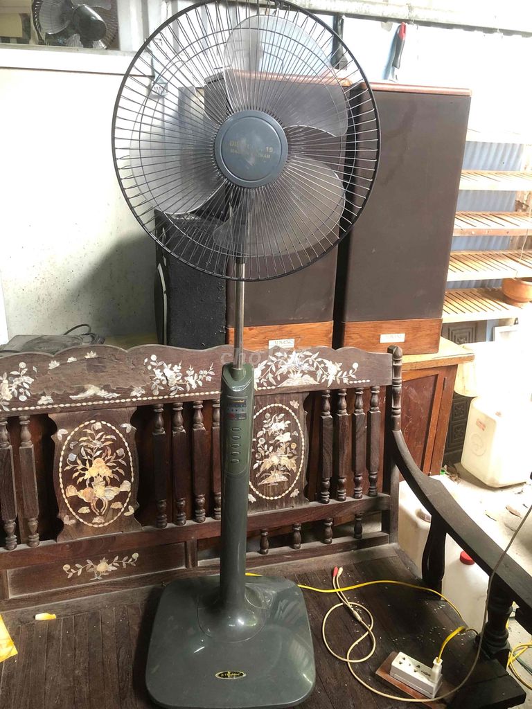 Quạt cây Vinawind Quạt cánh 400 Xám 48W. Mua bán Quạt tại Quận Tây Hồ Hà Nội được đăng bởi Quang minh hình 1