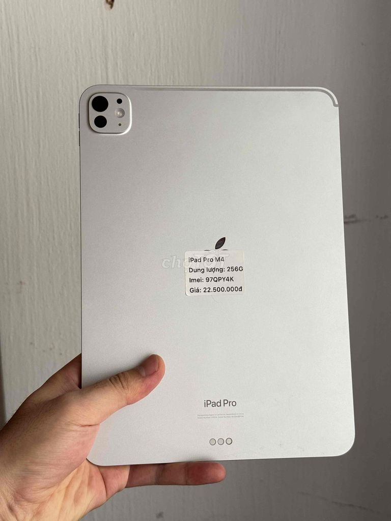 iPad Pro M4 256GB Bạc máy đẹp keng. Mua bán Máy tính bảng tại Thành phố Buôn Ma Thuột Đắk Lắk được đăng bởi Nguyễn Hoàng hình 1