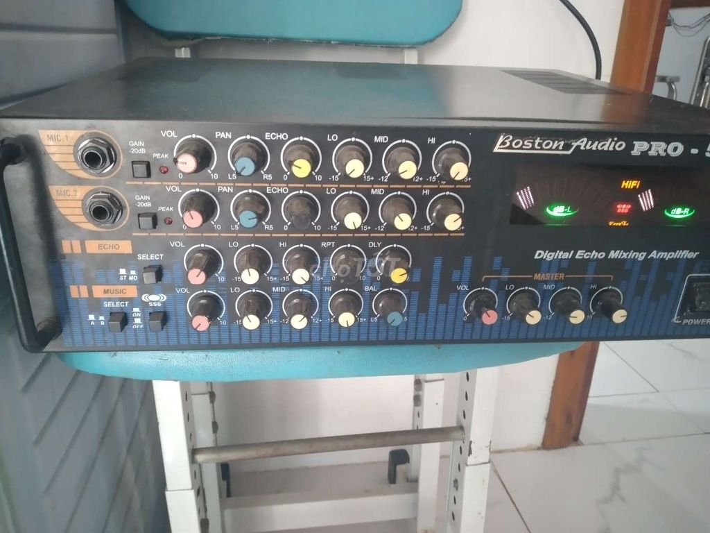 Amply BOSTON AUDIO PRO 5000