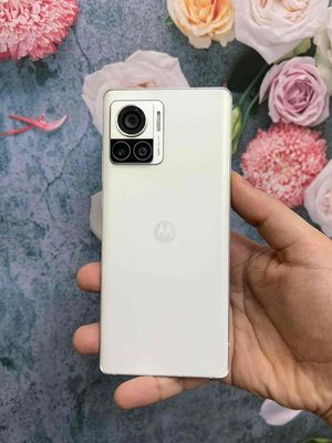 Motorola X30 Pro trắng BH 6 tháng có góp