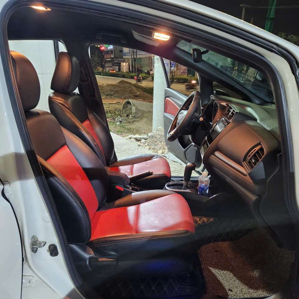 Honda Jazz 2018 RS 38.000 km. Mua bán Ô tô tại Thành phố Biên Hòa Đồng Nai được đăng bởi Quốc việt  hình 8