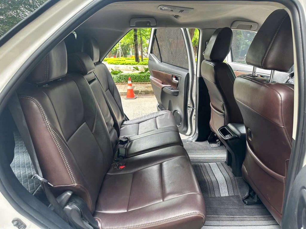 Chính chủ bán Toyota Fortuner 2.4G sàn 2019 lướt.. Mua bán Ô tô tại Quận Gò Vấp Tp Hồ Chí Minh được đăng bởi PHẠM VIỆT hình 4