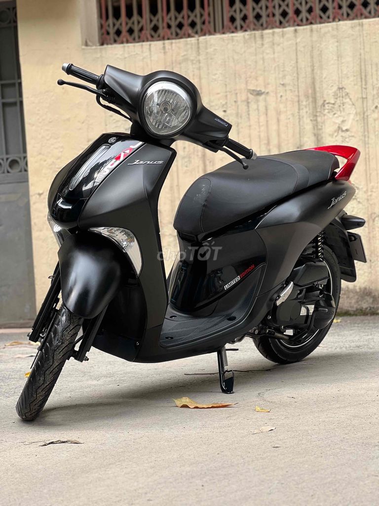 Janus 125cc 5 tr nhận xe . hỗ trợ trả góp cccd