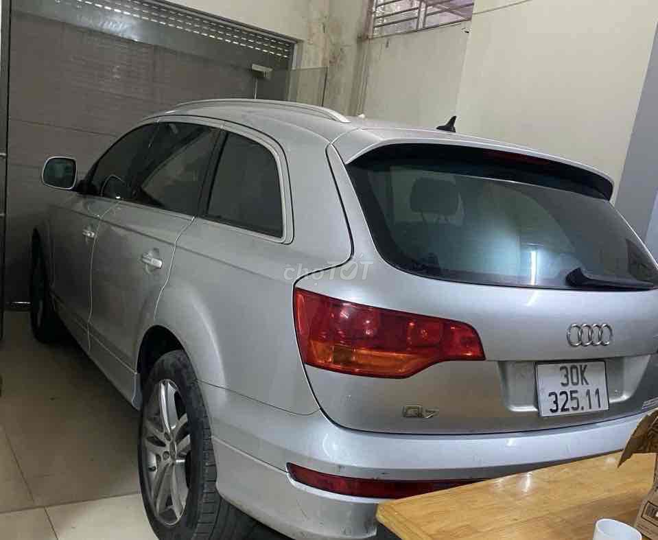 Audi Q7 2009. Mua bán Ô tô tại Quận Hai Bà Trưng Hà Nội được đăng bởi Trần Thị Hoàng Yến hình 2