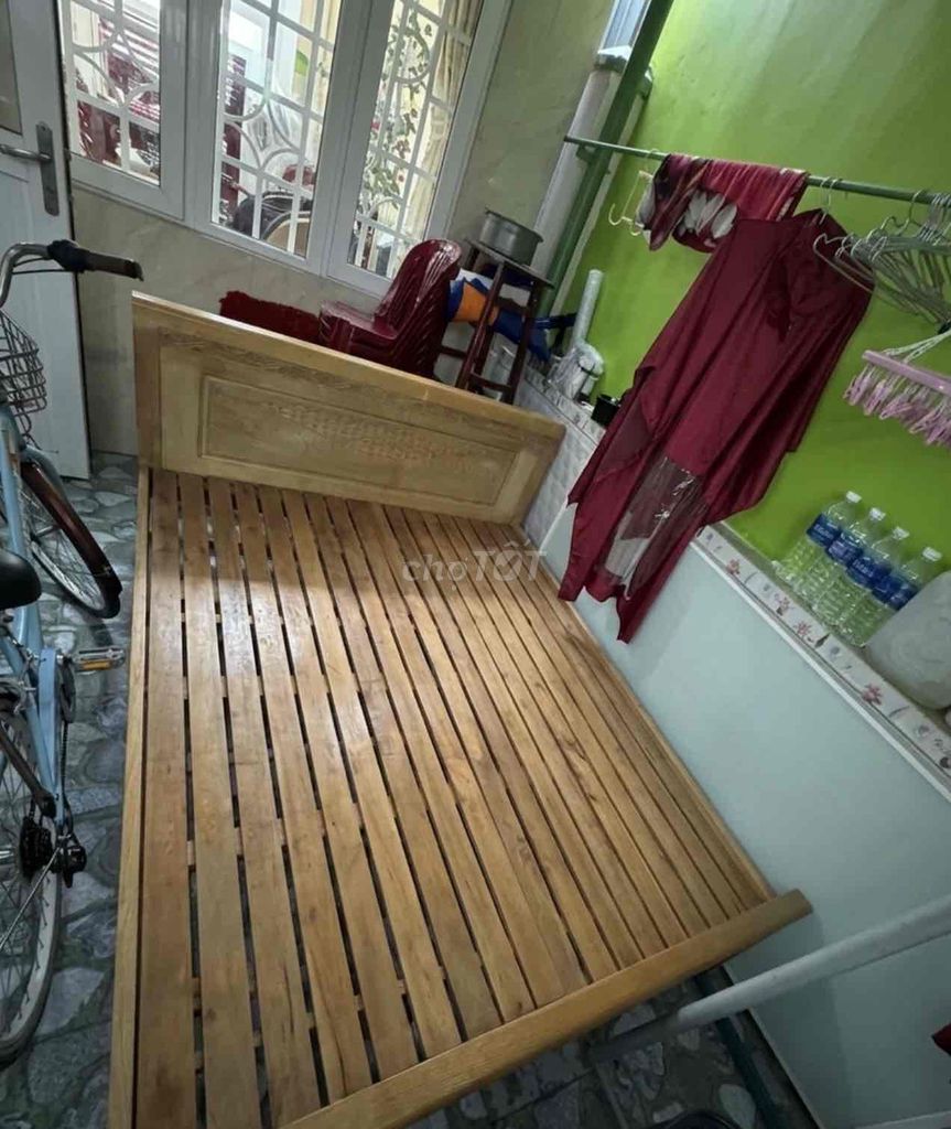 Giường ngủ Gỗ Nâu Đơn giản. Mua bán Giường, chăn ga gối nệm tại Thành phố Thuận An Bình Dương được đăng bởi Tú Trinh hình 1